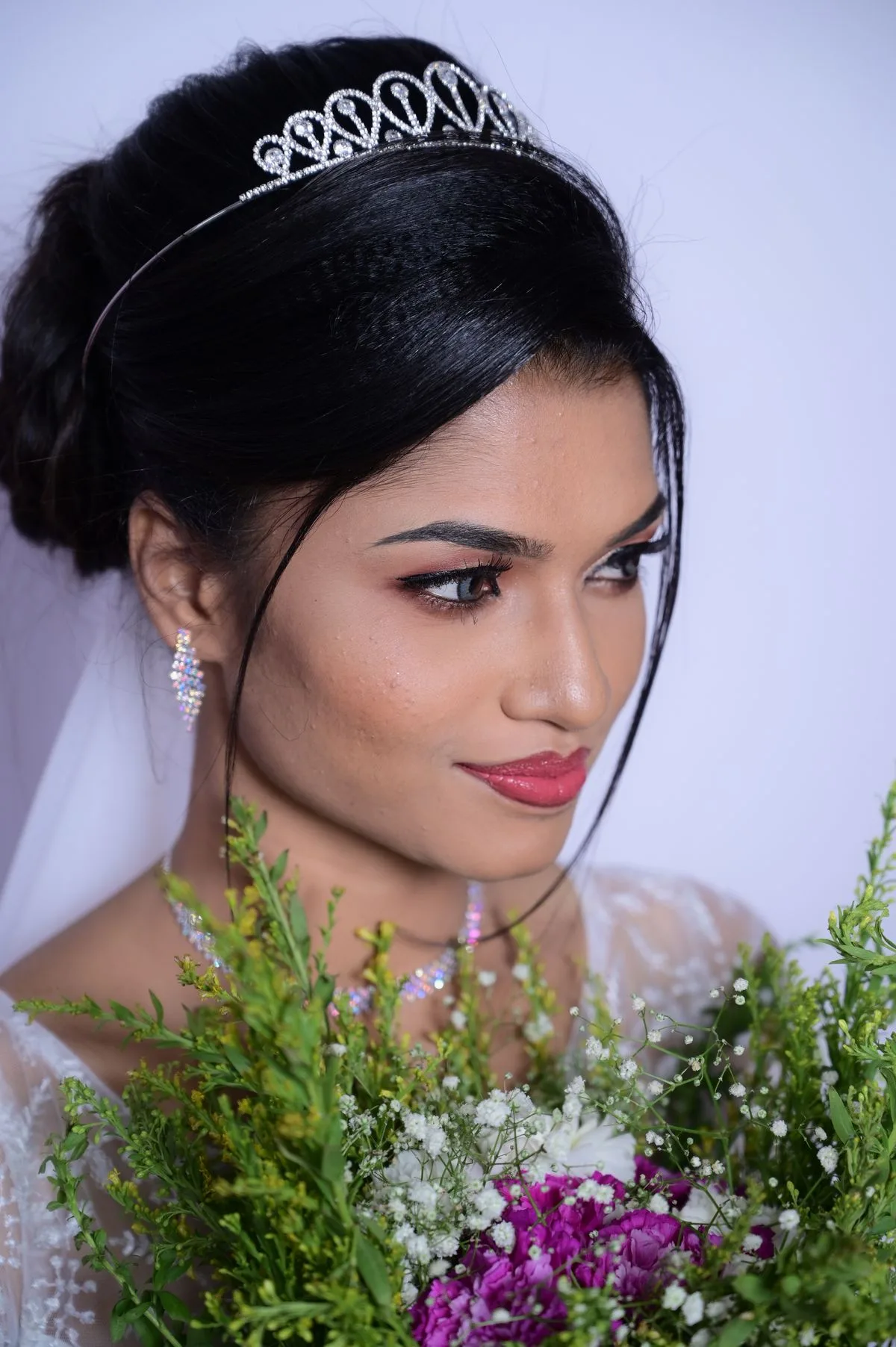 Makeup Lamaran Soft Glam — Inspirasi & Tips dari MUA Bogor